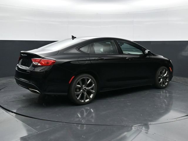 Used 2015 Chrysler 200 S w/ Navigation & Sound Group I AWD/4WD image 2