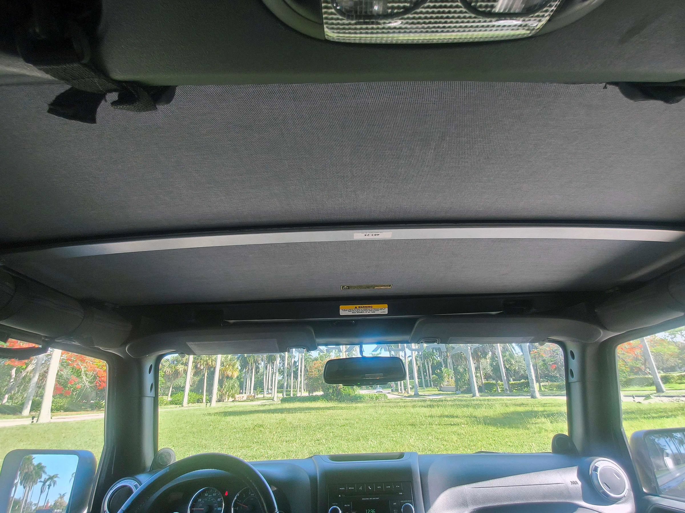 Used 2014 Jeep Wrangler Unlimited Rubicon w/ Connectivity Group AWD/4WD image 10