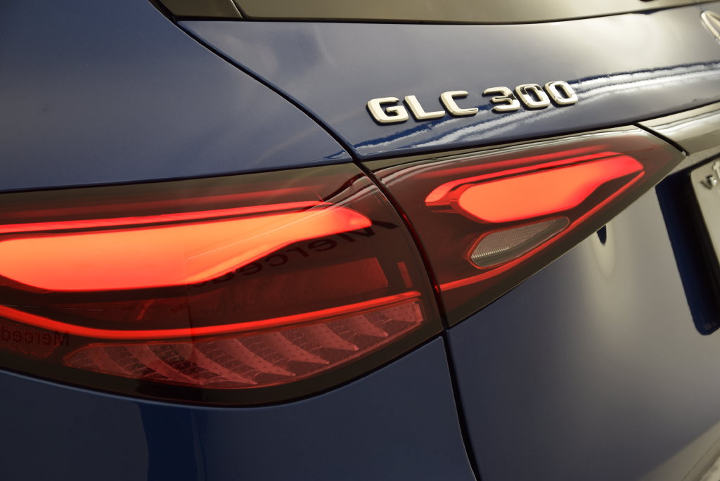 Certified 2026 Mercedes-Benz GLC 300 image 13
