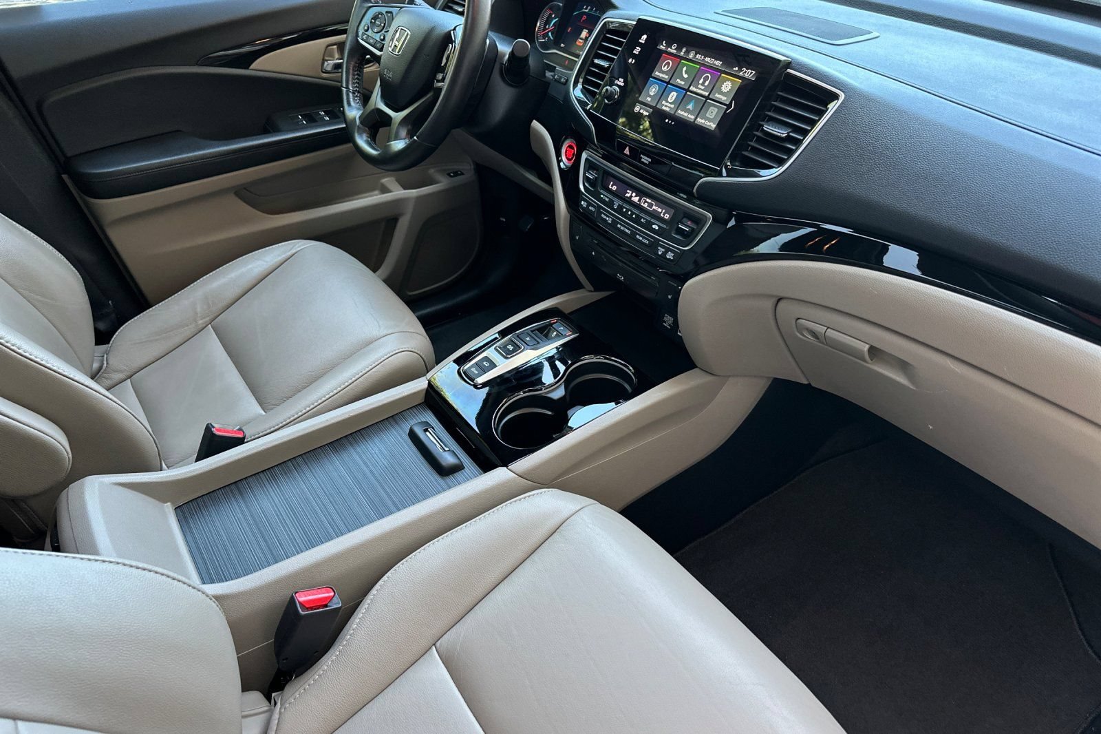 Used 2019 Honda Pilot Touring image 18