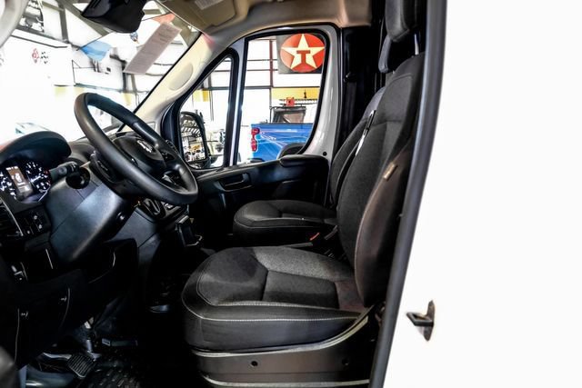Used 2023 RAM ProMaster 3500 w/ Driver Convenience Group FWD image 6