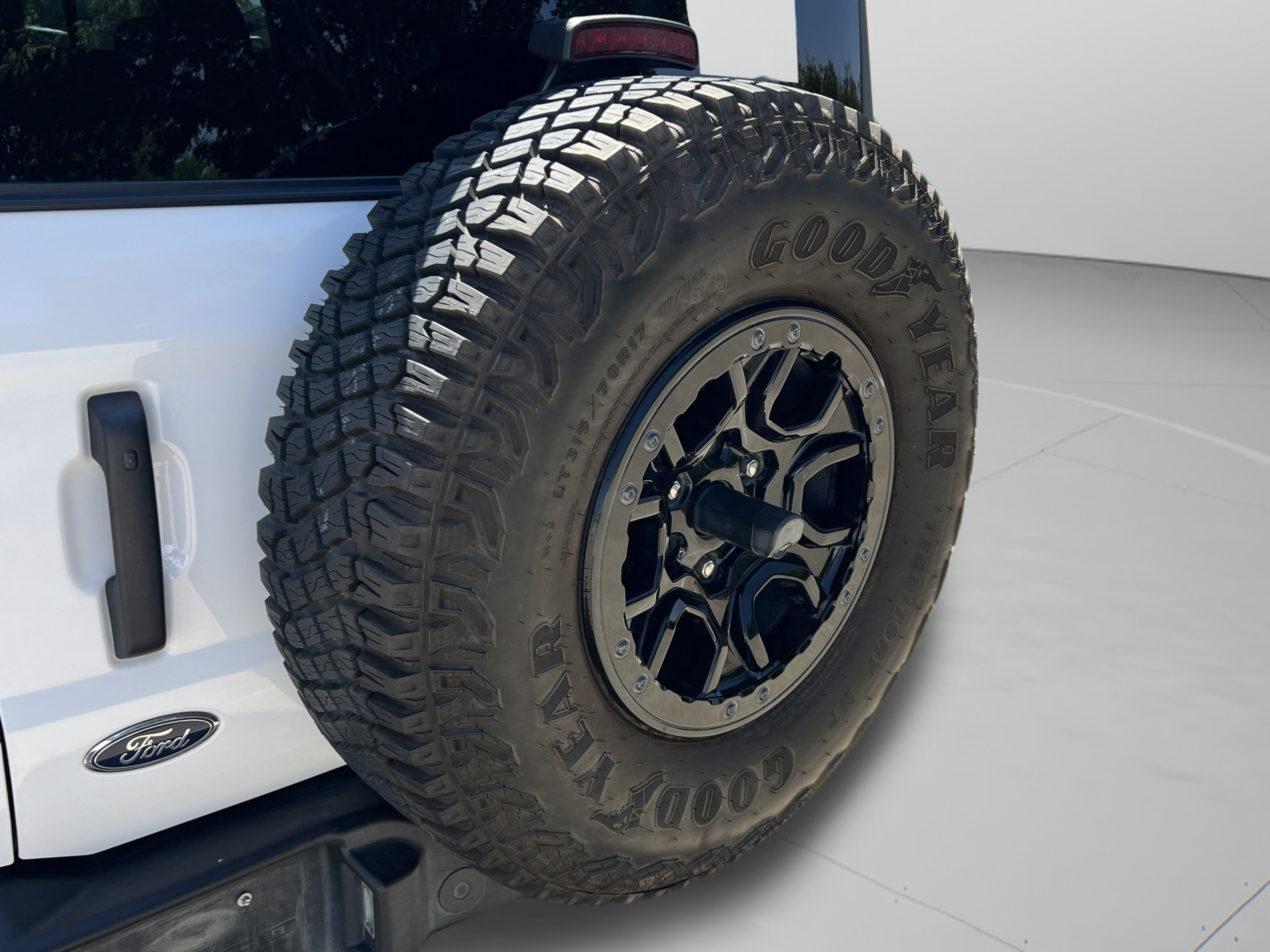 Used 2023 Ford Bronco Wildtrak AWD/4WD image 34