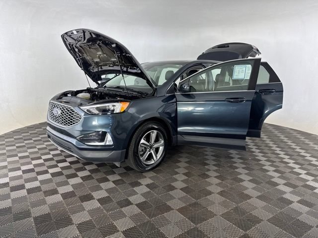 Used 2024 Ford Edge SEL w/ Convenience Package AWD/4WD image 11
