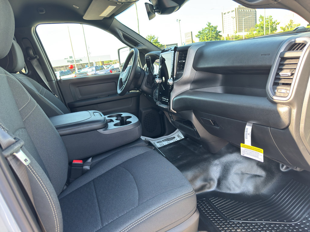 New 2027 RAM 3500 Tradesman AWD/4WD image 19