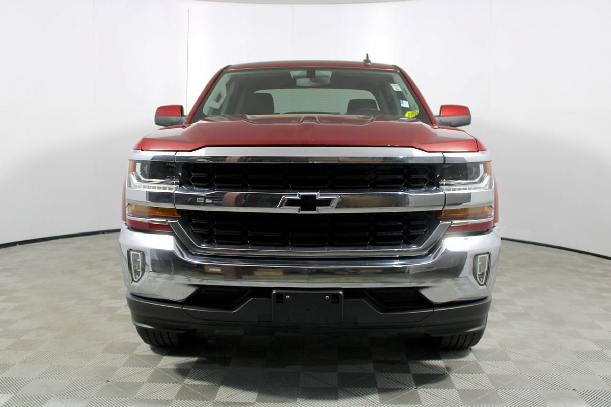 Used 2018 Chevrolet Silverado 1500 LT w/ All Star Edition RWD image 2