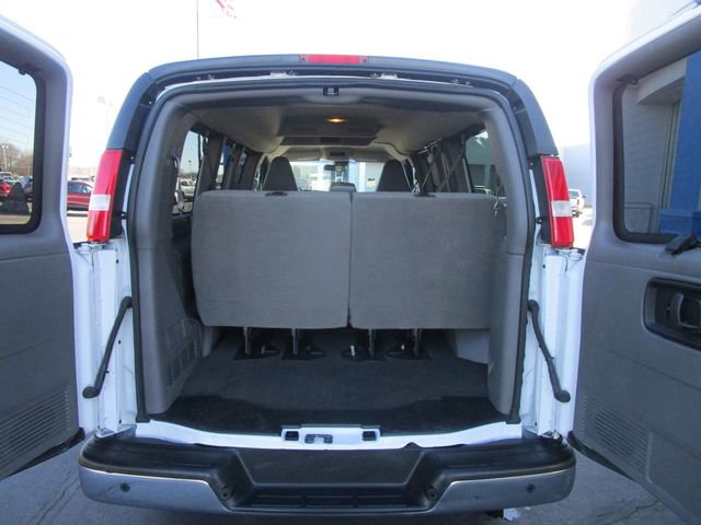 Used 2021 Chevrolet Express 2500 LT w/ LT Preferred Equipment Group image 19