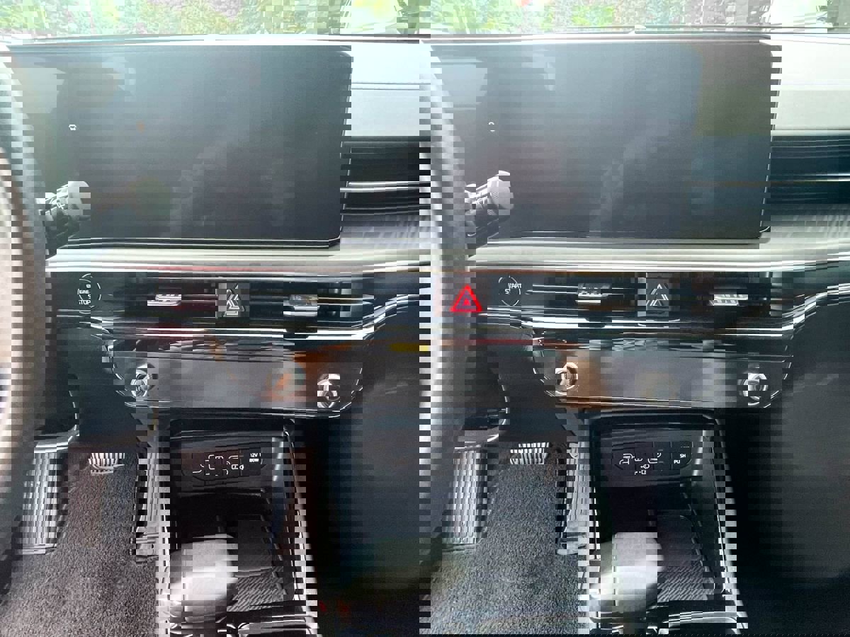 Used 2025 Kia K5 GT-Line image 12