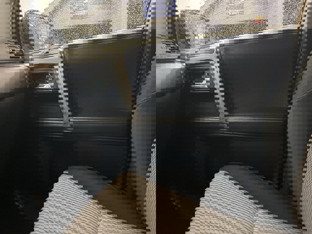 Used 2014 Toyota 4Runner image 13