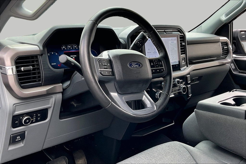 Used 2024 Ford F150 XLT AWD/4WD image 4