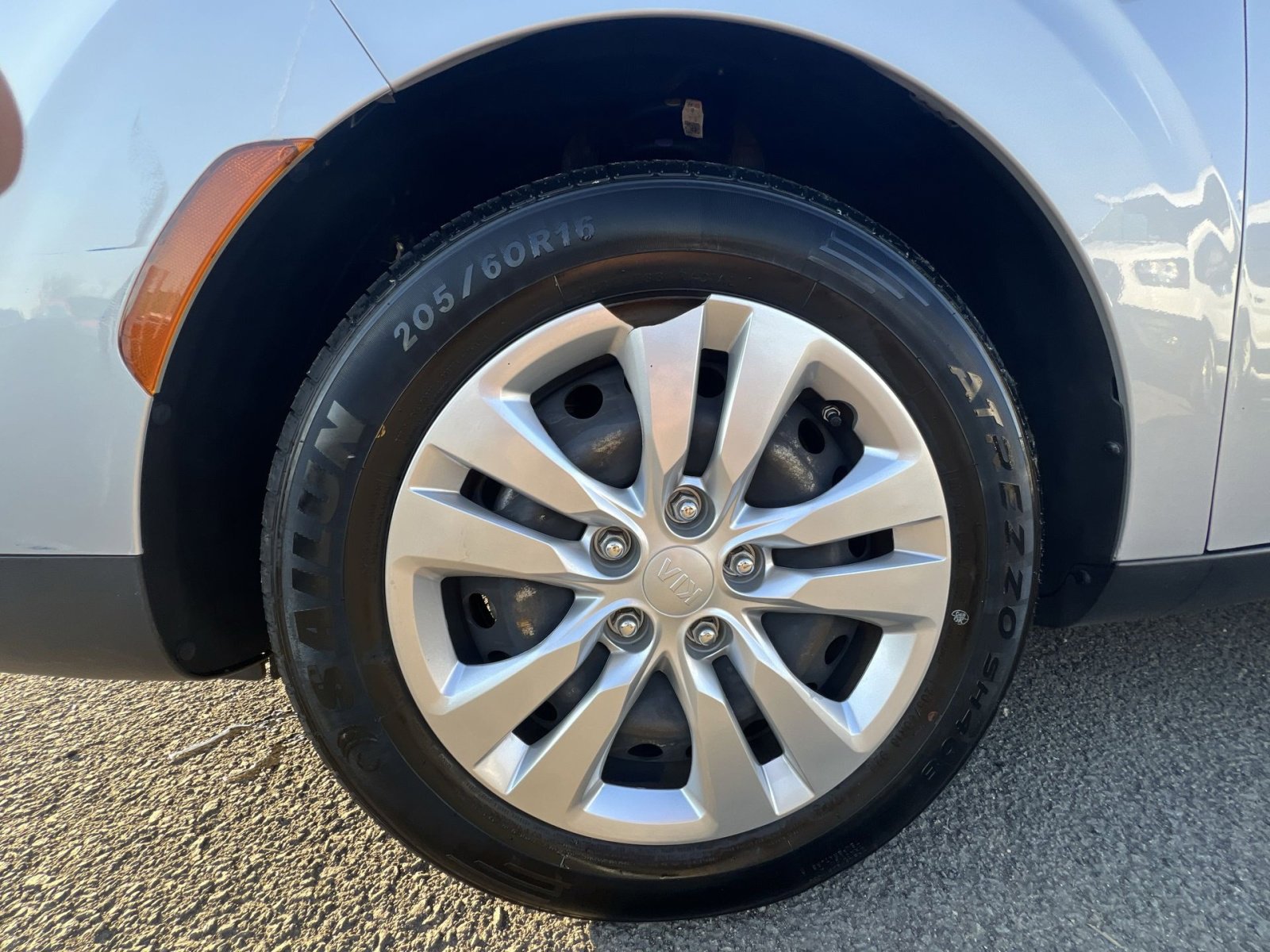 Used 2021 Kia Soul LX image 12