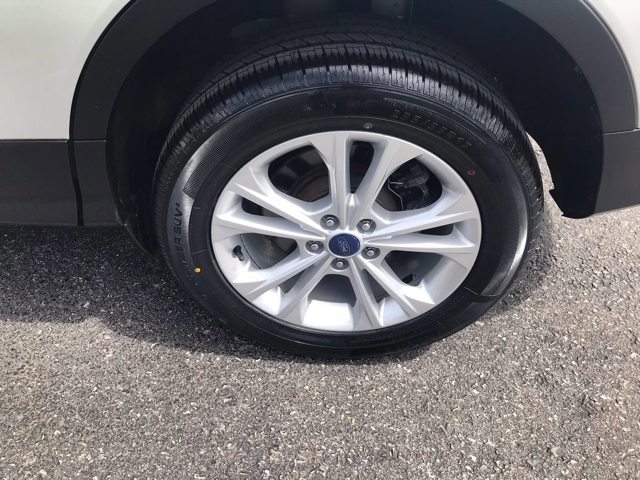 Used 2017 Ford Escape SE AWD/4WD image 42