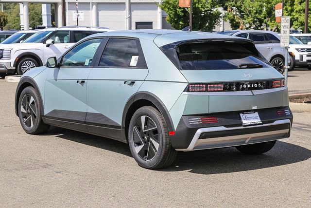 New 2026 Hyundai Ioniq 5 SEL RWD image 2