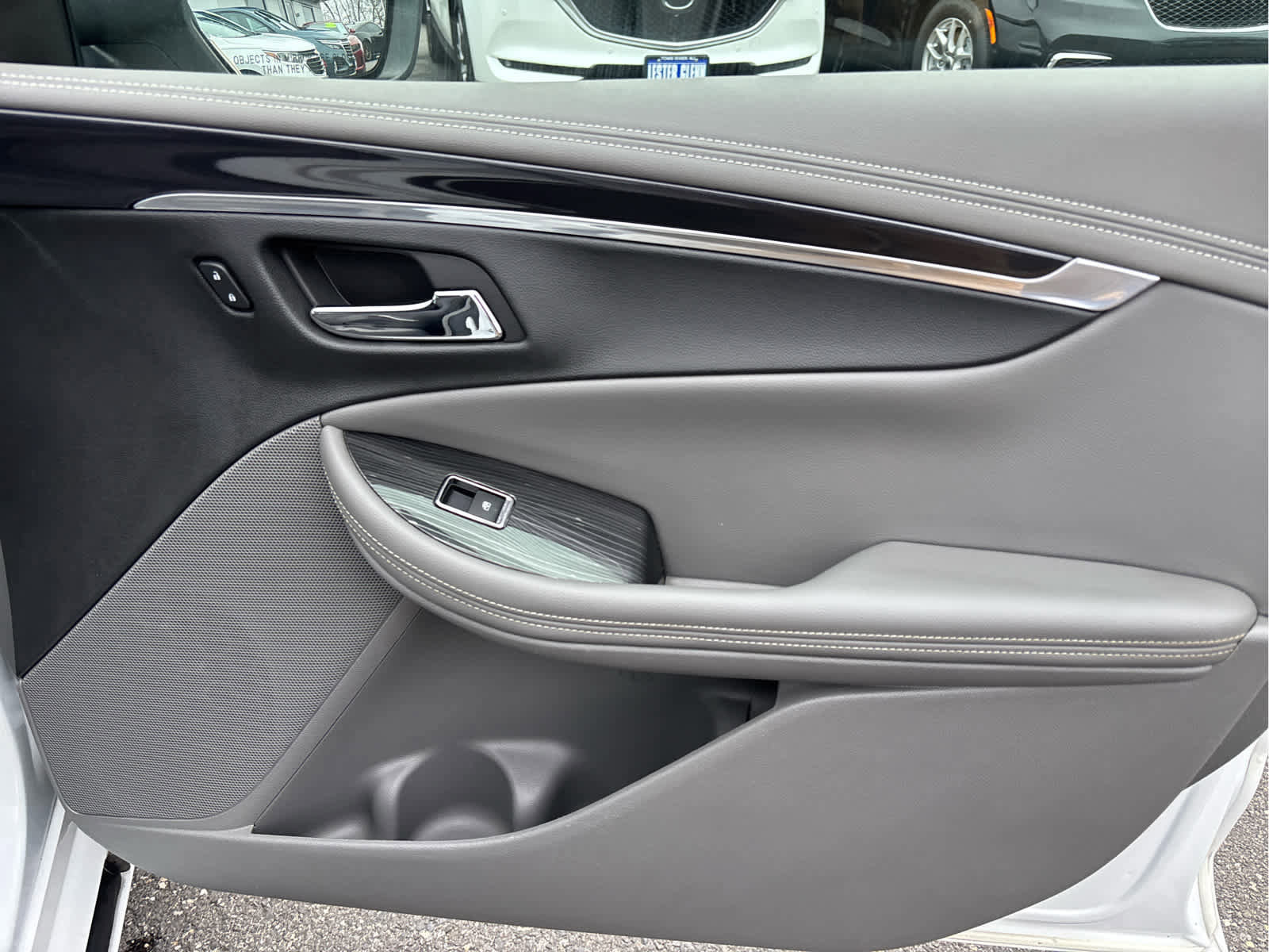 Used 2018 Chevrolet Impala LT image 27