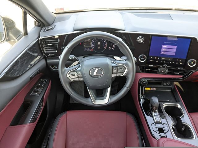 Used 2025 Lexus NX 250 FWD w/ Towing Package (2000 Lbs) image 17