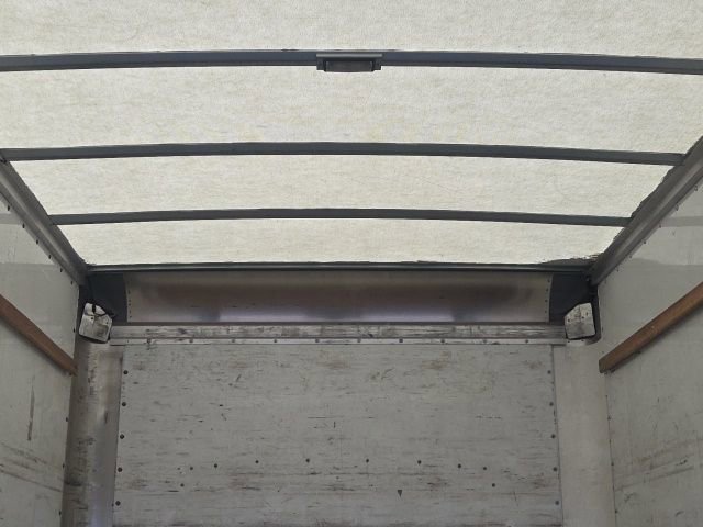 Used 2018 GMC Savana 3500 Extended w/ Driver Convenience Package image 12