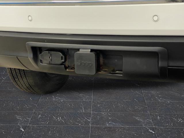 Used 2021 Jeep Grand Cherokee Limited w/ Luxury Group II image 41