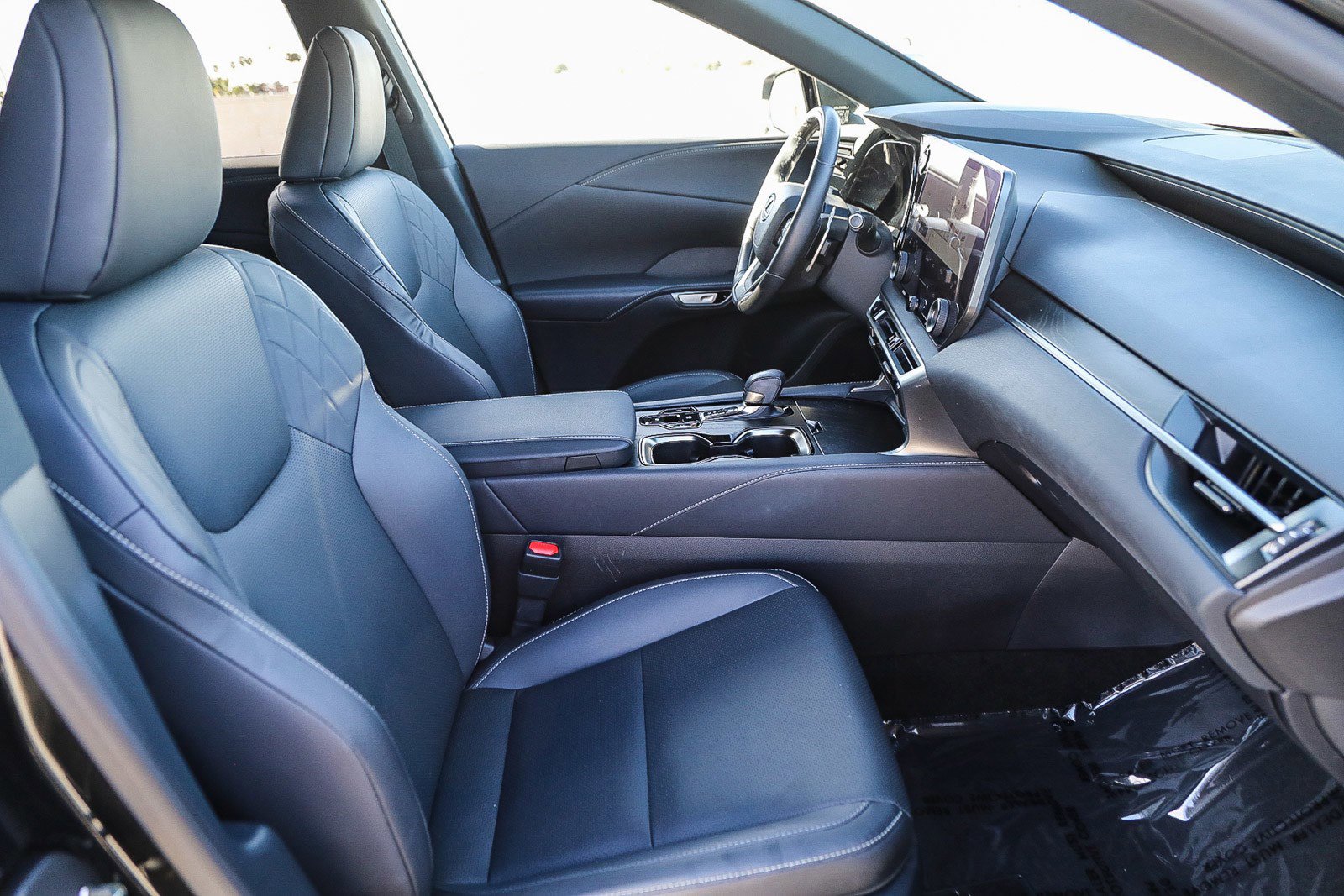 Used 2024 Lexus RX 350 Premium w/ Accessory Package (Z1) image 16