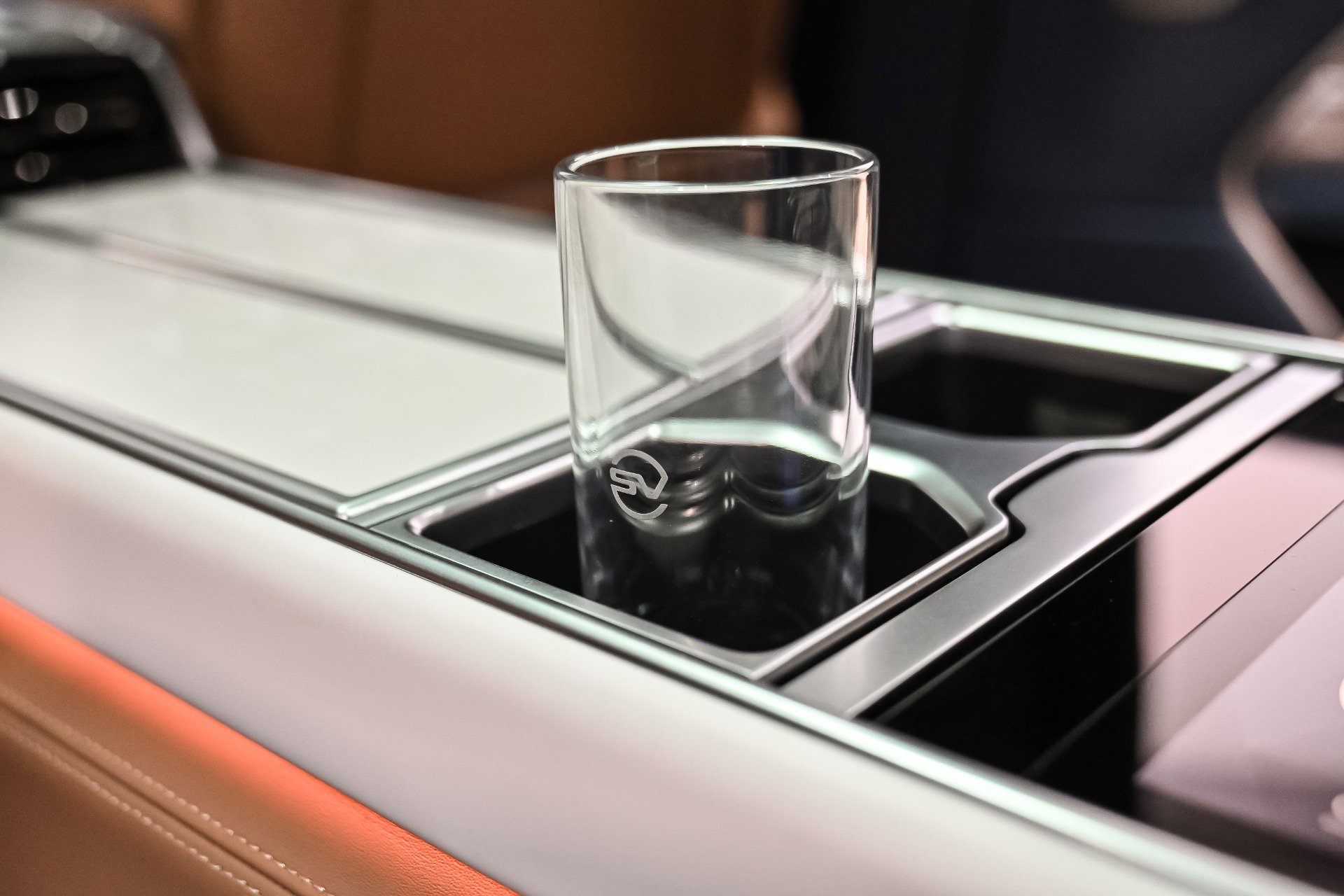 Used 2023 Land Rover Range Rover LWB SV Autobiography image 46