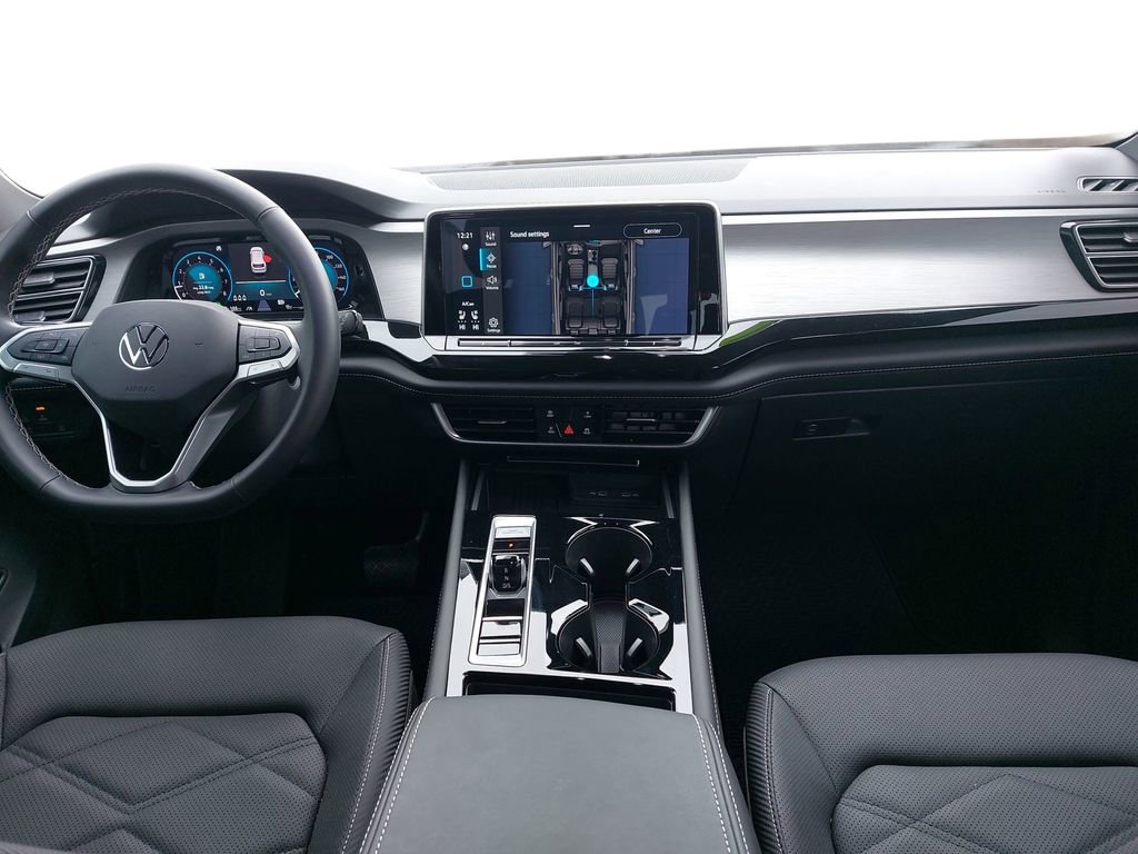 Used 2025 Volkswagen Atlas Cross Sport SE image 9