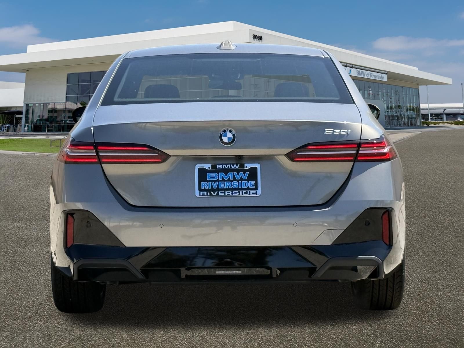 New 2026 BMW 530i w/ M Sport Package RWD image 9