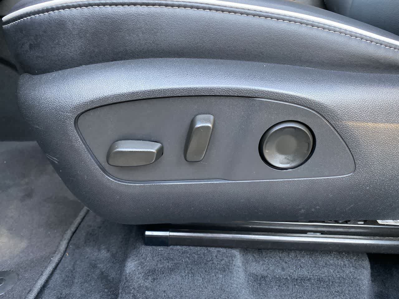 Used 2026 Buick Enclave Preferred AWD/4WD image 14