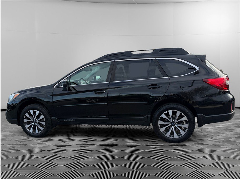 Used 2017 Subaru Outback 3.6R Limited AWD/4WD image 2