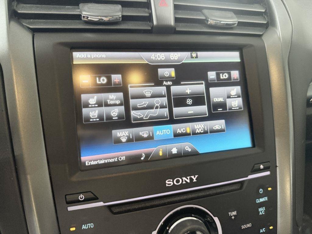 Used 2015 Ford Fusion Titanium FWD image 20