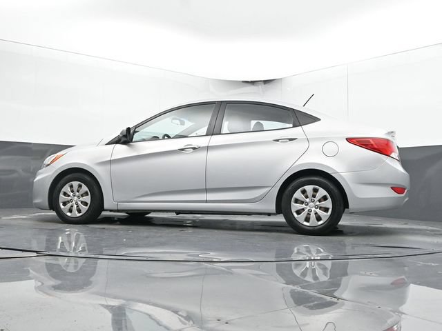 Used 2016 Hyundai Accent SE FWD image 41