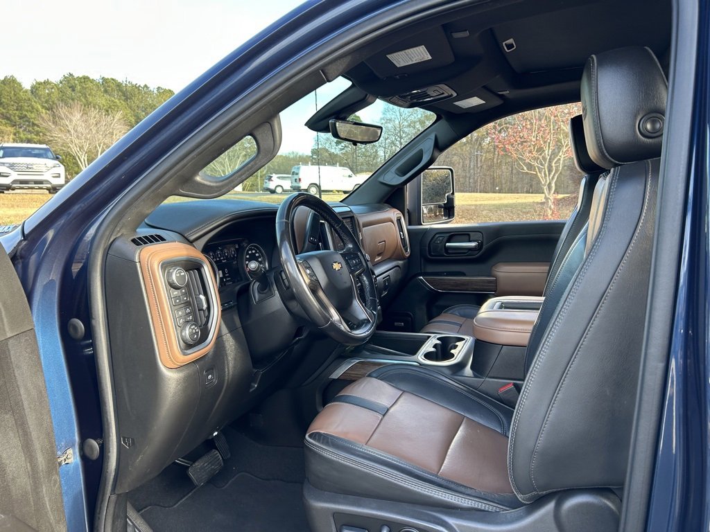 Certified 2022 Chevrolet Silverado 2500 High Country w/ Z71 Off-Road Package image 43