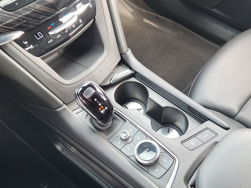 Certified 2020 Cadillac XT6 Premium Luxury image 21