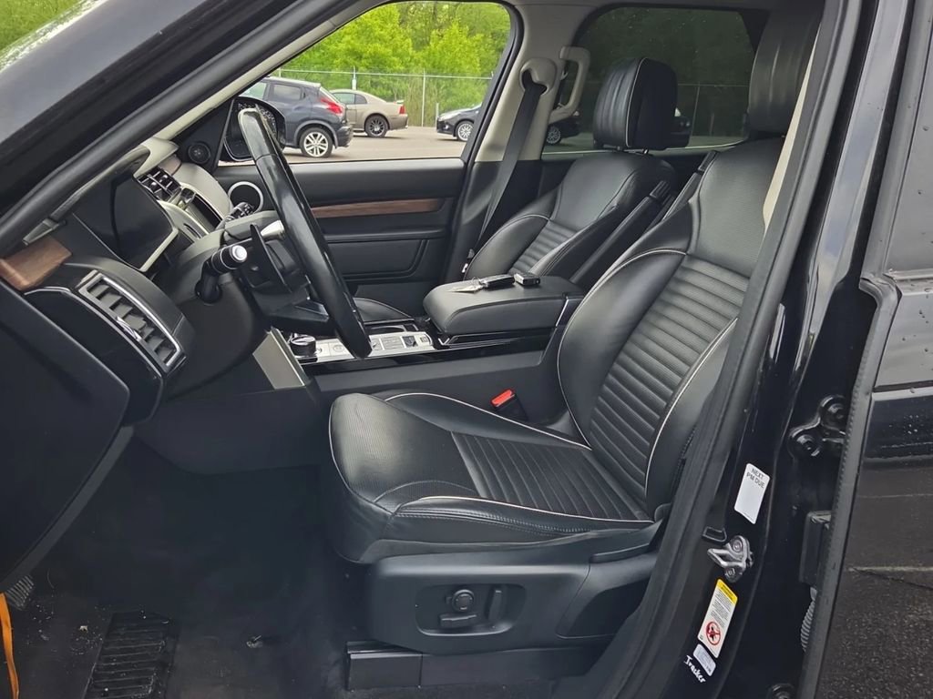 Used 2019 Land Rover Discovery HSE Luxury AWD/4WD image 7