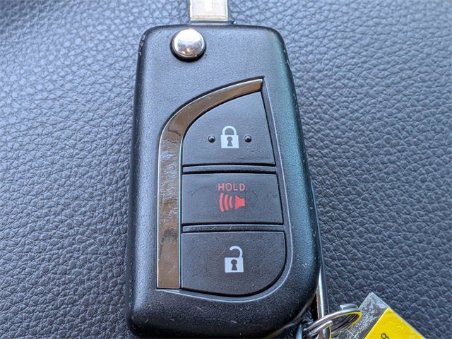 Used 2024 Toyota RAV4 LE image 32