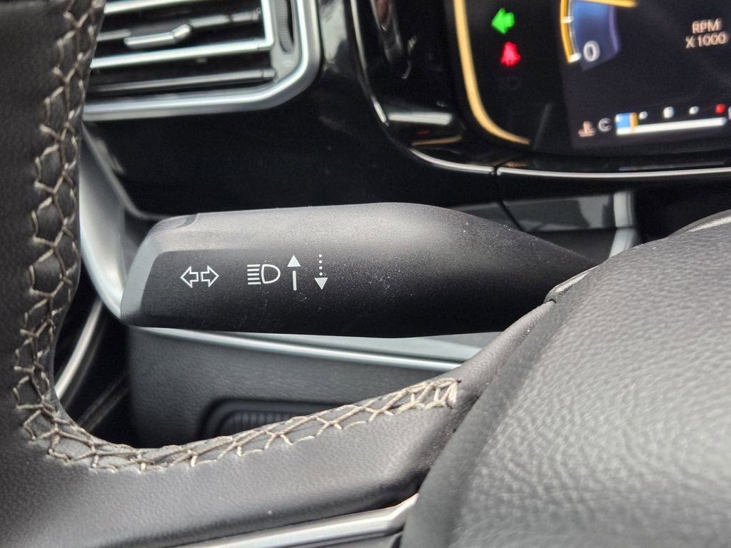 Used 2023 Jeep Wagoneer 4WD image 26