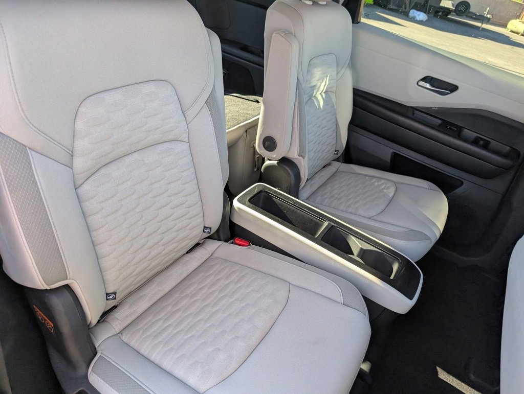 Used 2022 Nissan Pathfinder SV w/ SV Premium Package image 14