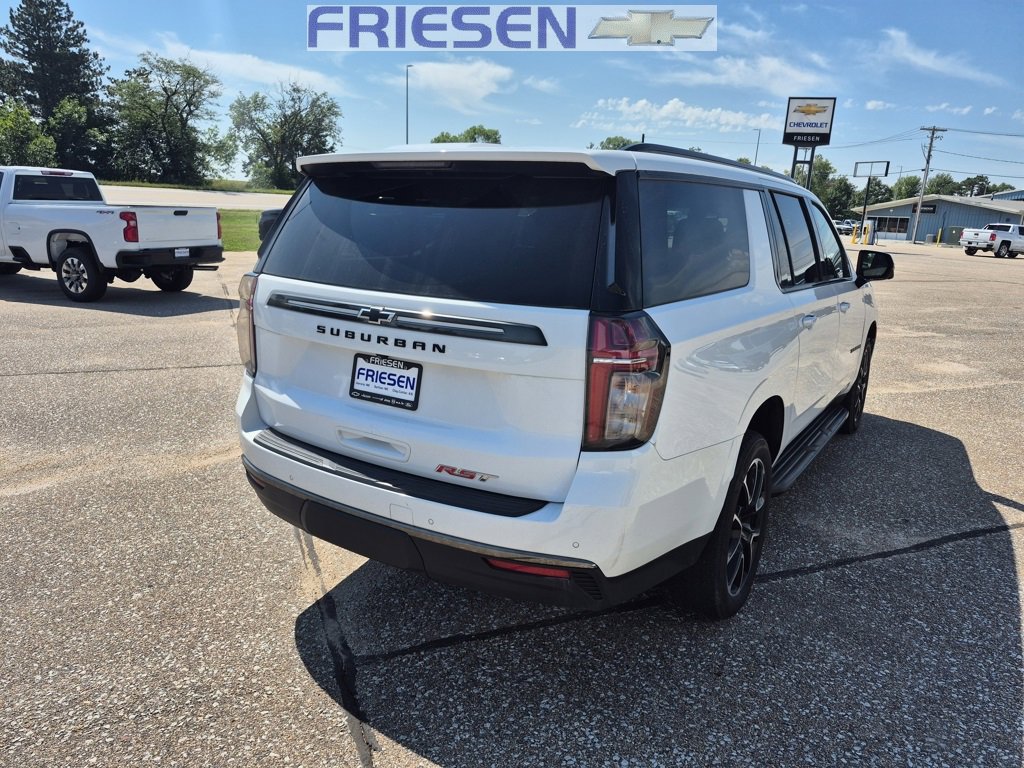 Used 2022 Chevrolet Suburban RST w/ Luxury Package image 6