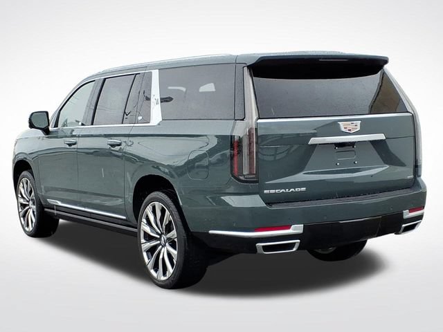 New 2026 Cadillac Escalade ESV Luxury w/ Touring Package AWD/4WD image 4