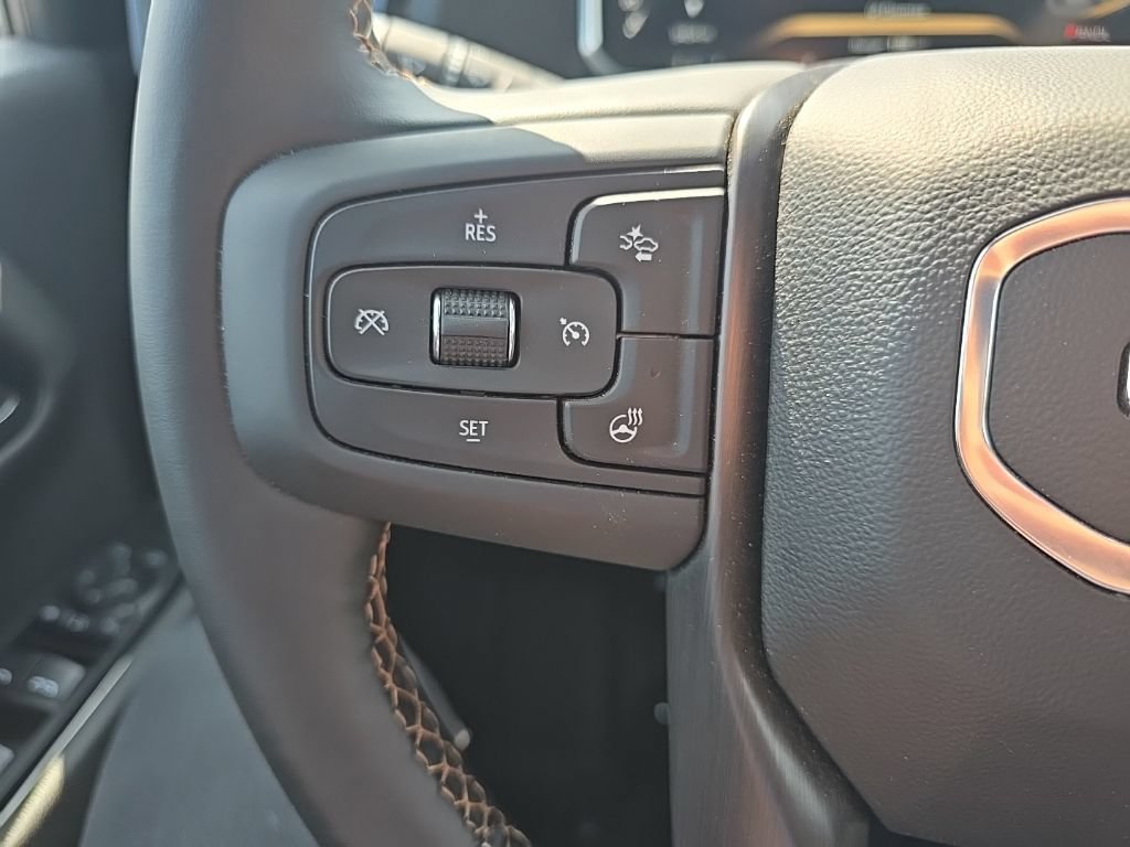 Used 2026 GMC Sierra 2500 AT4 w/ AT4 Premium Plus Package AWD/4WD image 19