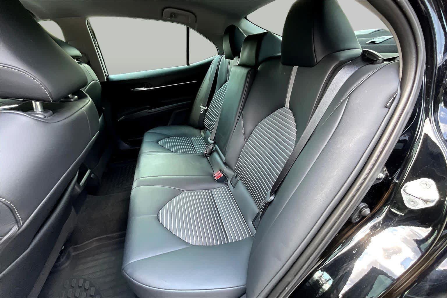 Used 2024 Toyota Camry SE w/ Convenience Package FWD image 19