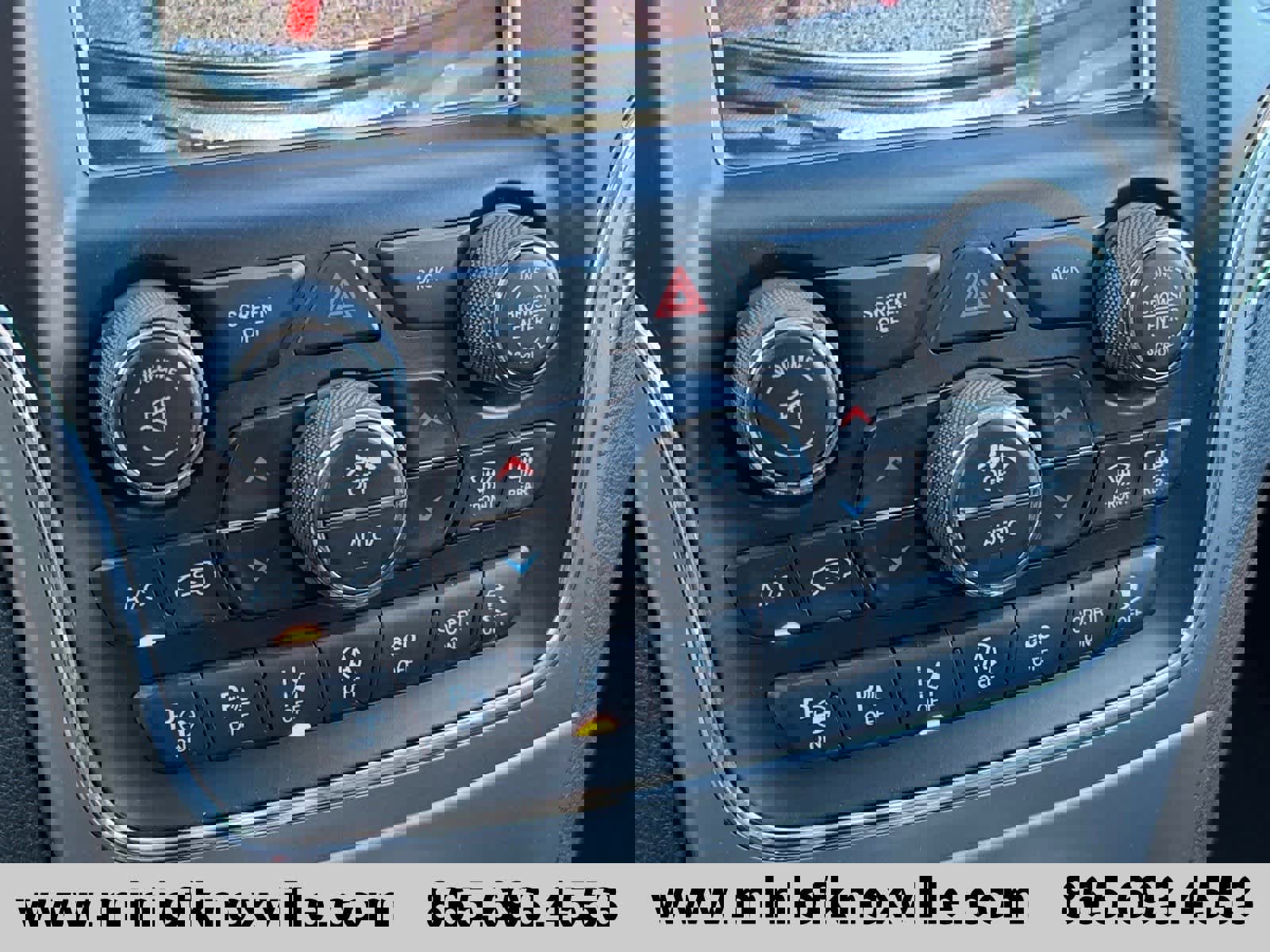 Used 2017 Jeep Grand Cherokee Summit w/ Platinum Series Group image 23