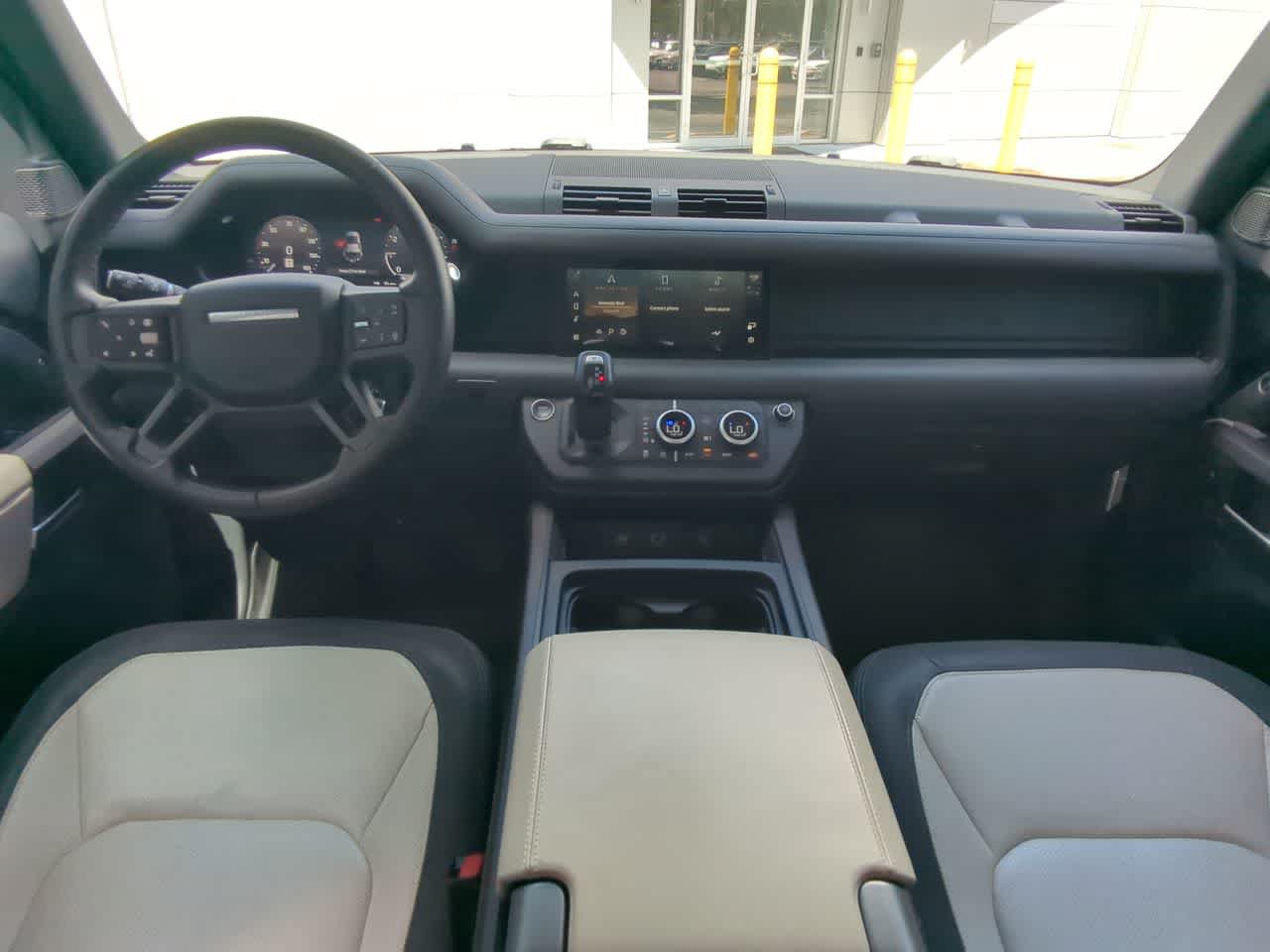 Certified 2024 Land Rover Defender 110 X-Dynamic SE AWD/4WD image 14