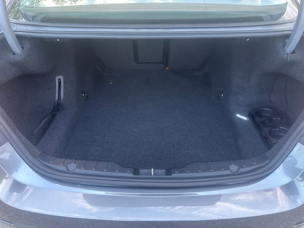 Used 2011 BMW 528i Sedan image 21