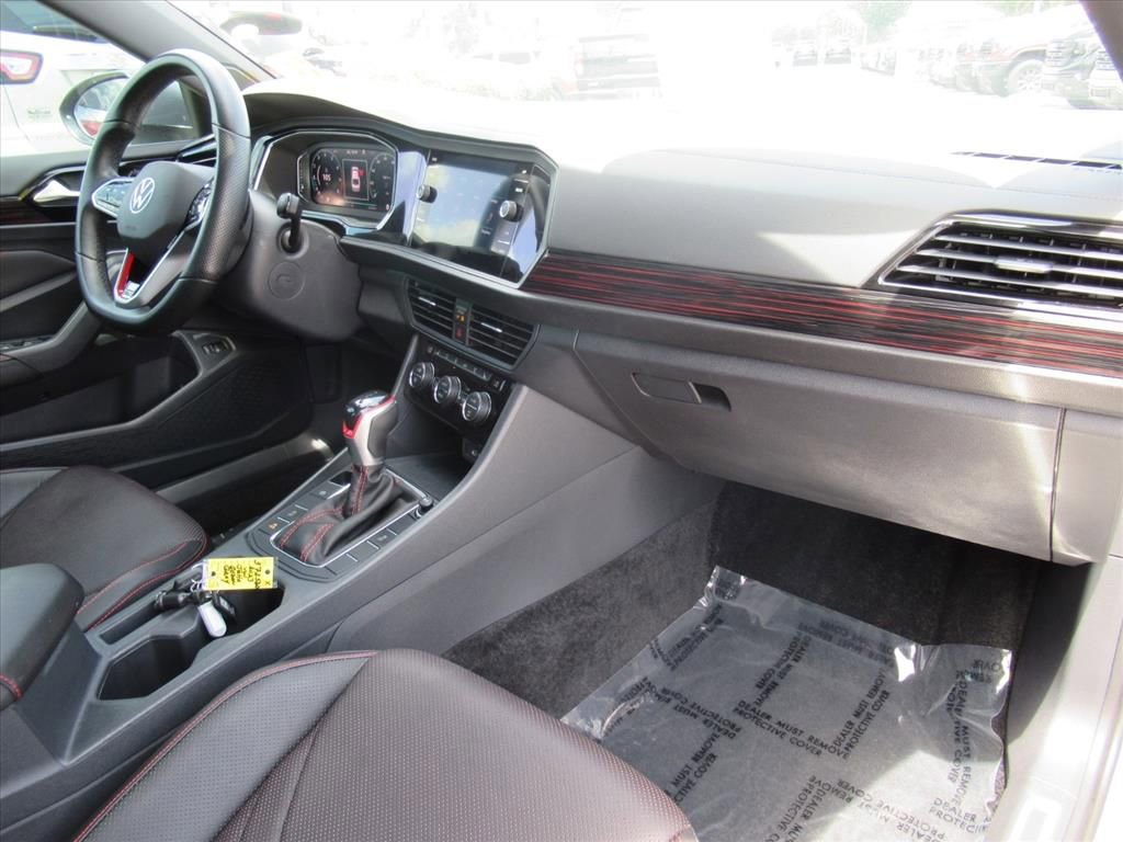 Used 2023 Volkswagen Jetta GLI Autobahn FWD image 11