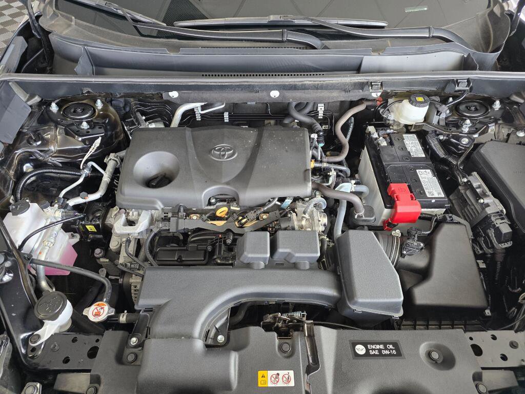Certified 2024 Toyota RAV4 XLE AWD/4WD image 9