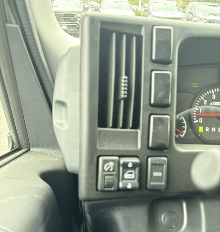 New 2025 Chevrolet Low Cab Forward image 8