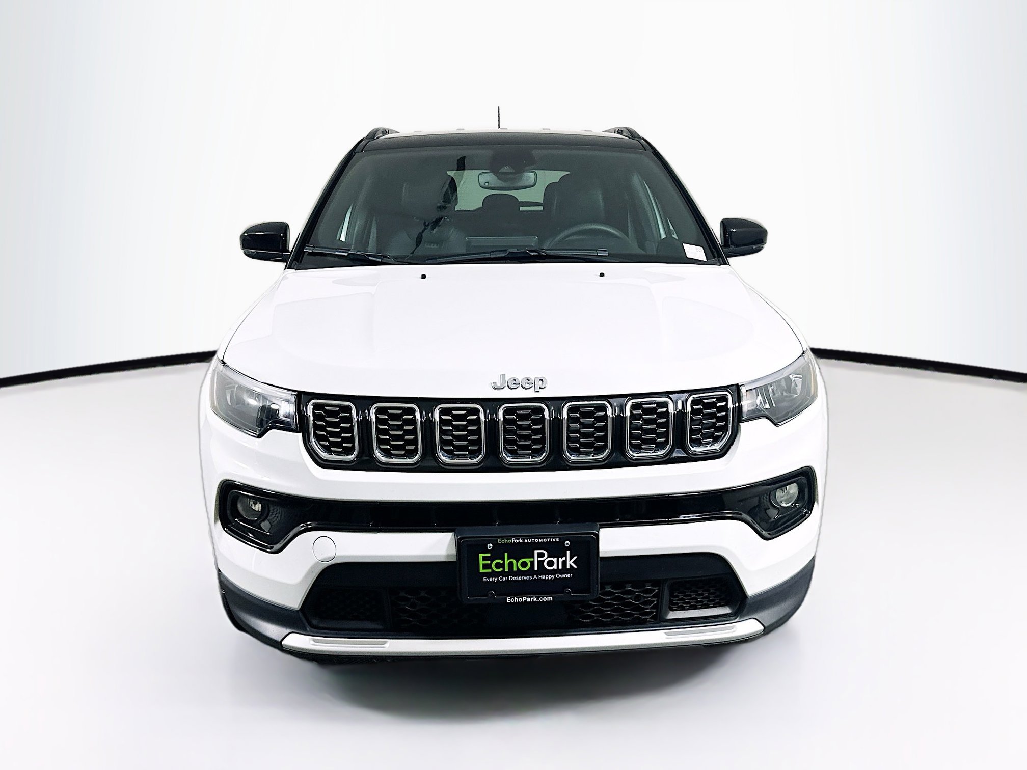 Used 2025 Jeep Compass Limited image 2