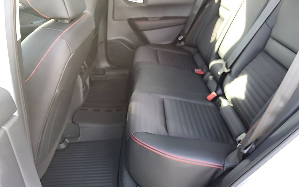 New 2026 Nissan Rogue SV AWD/4WD image 24