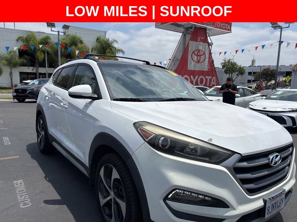 Used 2017 Hyundai Tucson Value w/ Cargo Package FWD image 1