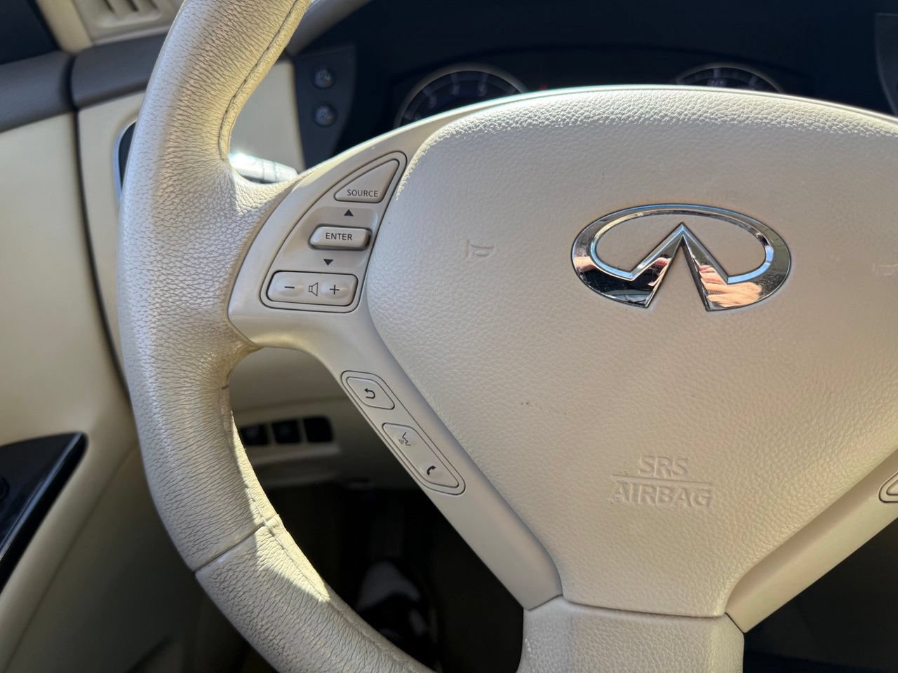 Used 2011 INFINITI EX35 Journey w/ Technology Pkg AWD/4WD image 18