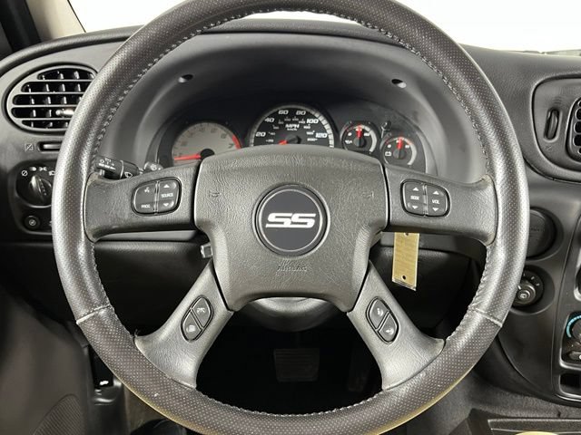 Used 2008 Chevrolet TrailBlazer SS w/ Sun And 6-Disc Cd Package AWD/4WD image 13