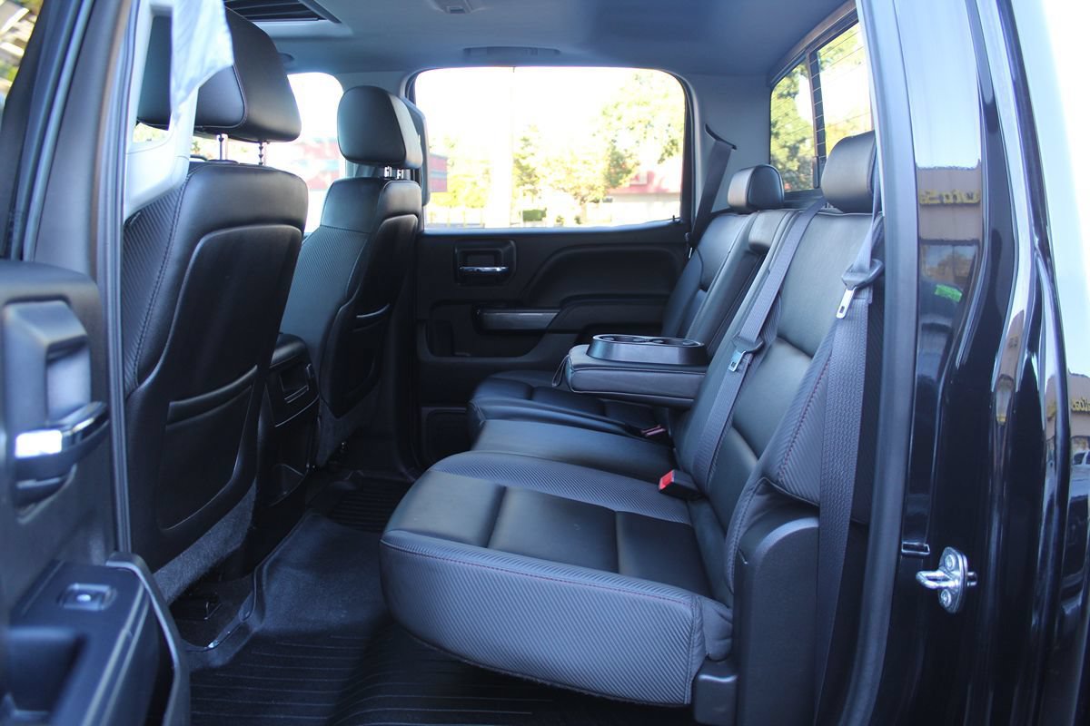Used 2015 GMC Sierra 2500 SLT w/ Duramax Plus Package AWD/4WD image 33